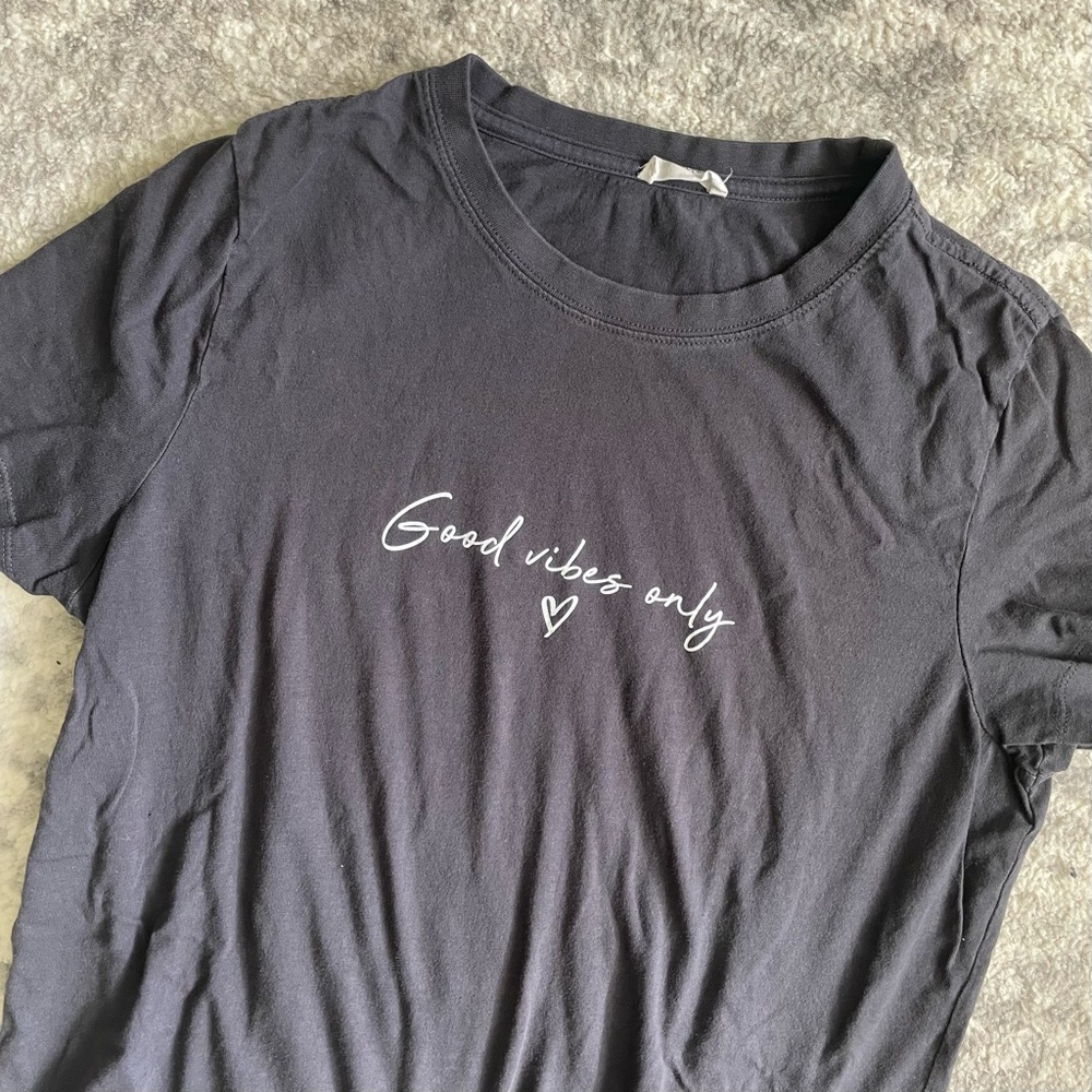 Ardene good vibes only t shirt